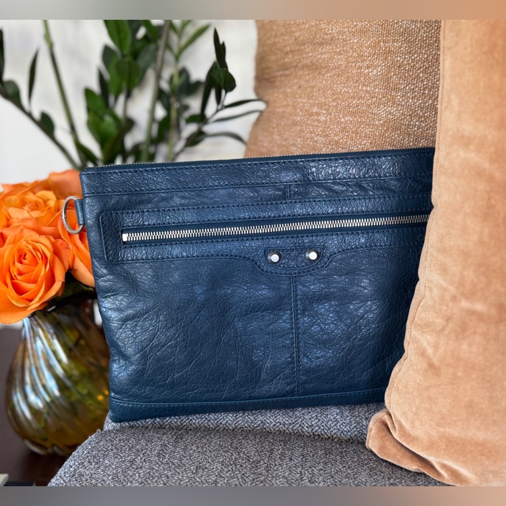 Balenciaga Teal Blue Leather Classic Clip Clutch - Picture 5 of 17